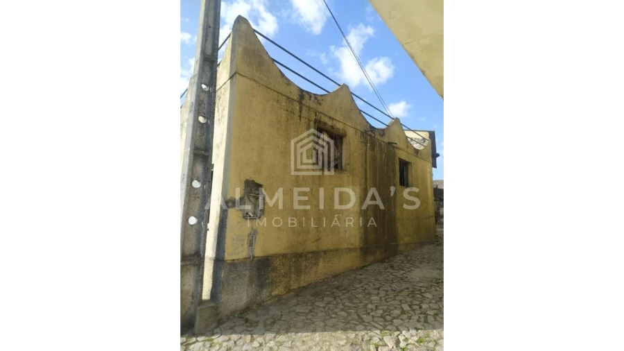 Moradia T1 para Venda em Vreia de Jales Foto 2