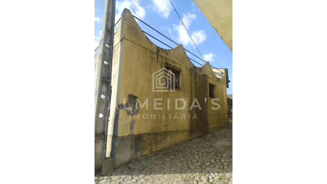 Moradia T1 para Venda em Vreia de Jales Foto 2