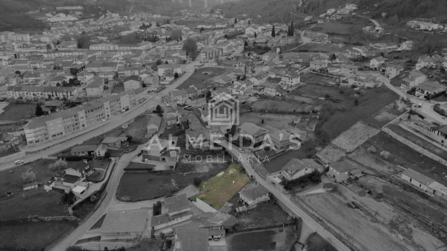 Terreno para Venda em Vila Pouca de Aguiar Foto 2