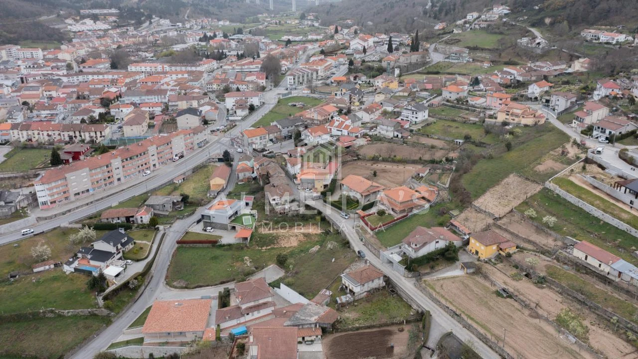 Terreno para Venda em Vila Pouca de Aguiar Foto 1