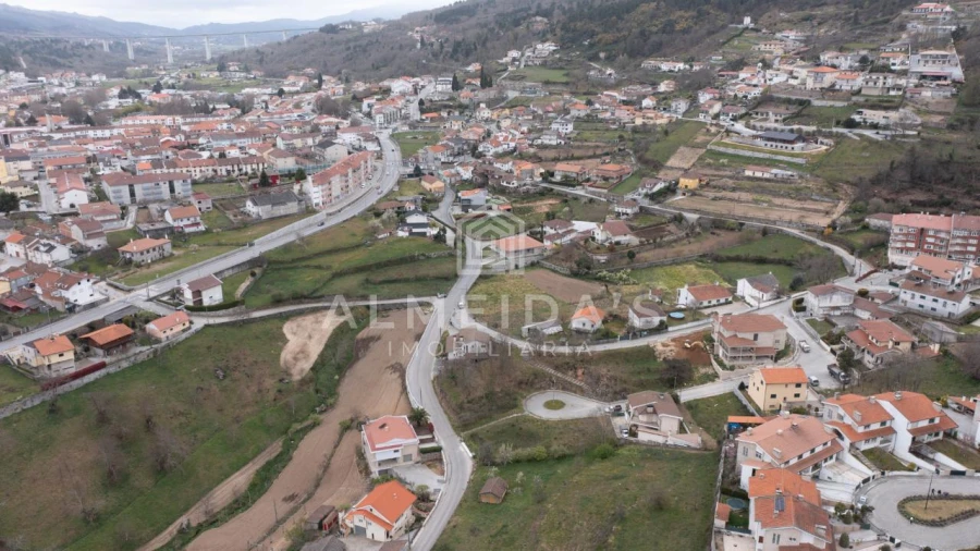 Terreno para Venda em Vila Pouca de Aguiar Foto 3