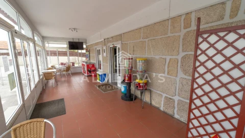 Moradia T4 para Venda em Adoufe e Vilarinho de Samardã
