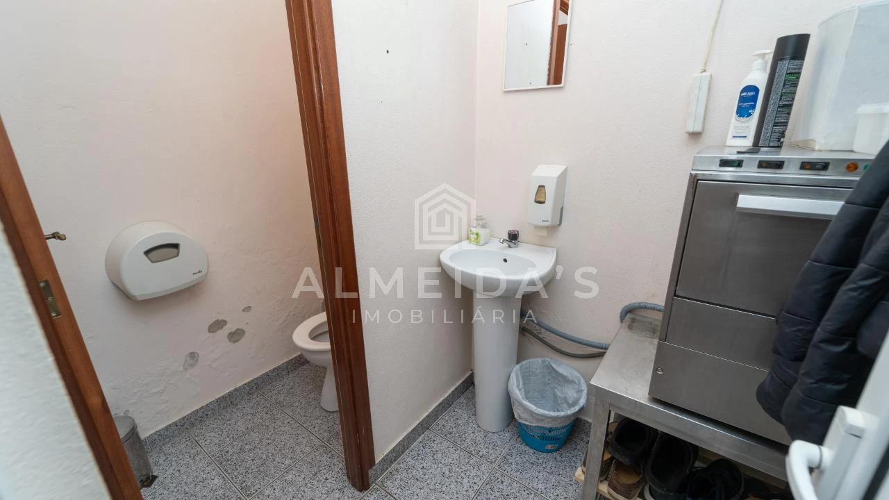 Moradia T4 para Venda em Adoufe e Vilarinho de Samardã Foto 29