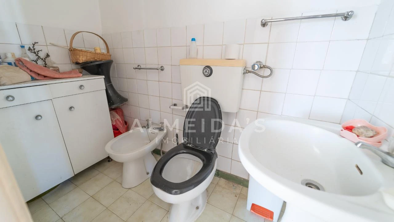 Moradia T6 para Venda em Bornes de Aguiar Foto 9