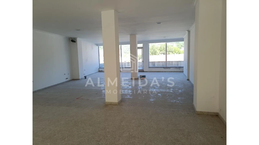 Negócio para Venda em Vila Pouca de Aguiar