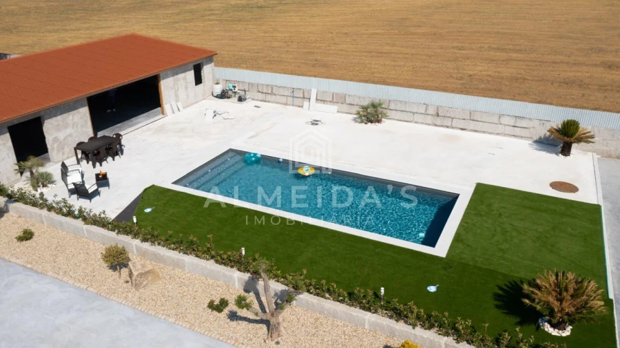 Moradia T4 para Venda em Bornes de Aguiar Foto 21