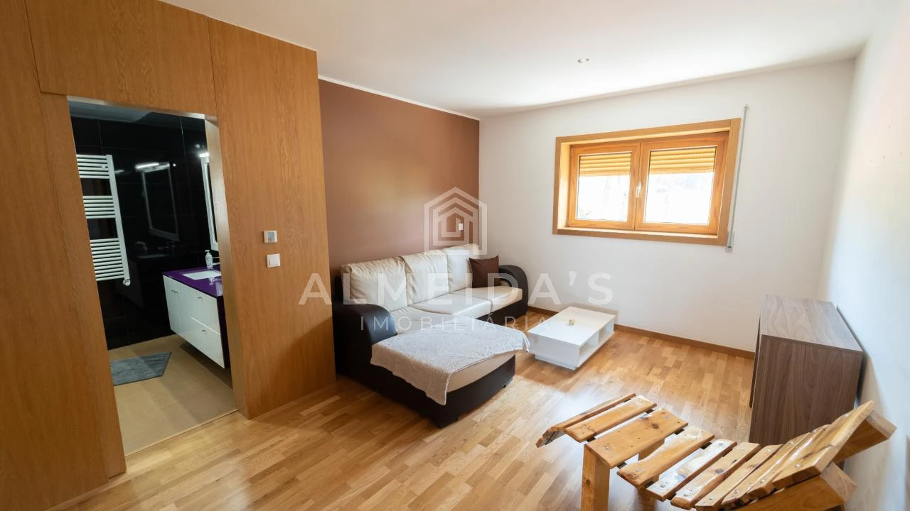 Moradia T4 para Venda em Bornes de Aguiar Foto 17