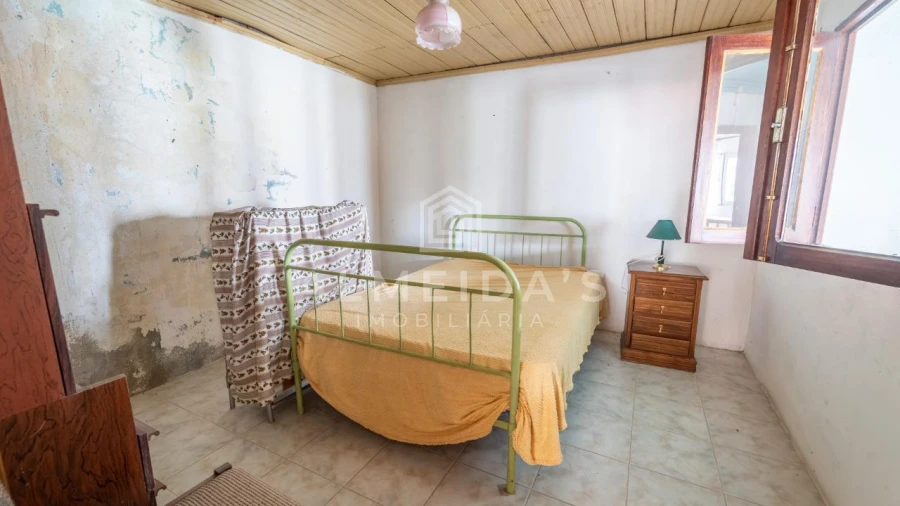 Moradia T4 para Venda em Sabroso de Aguiar Foto 6