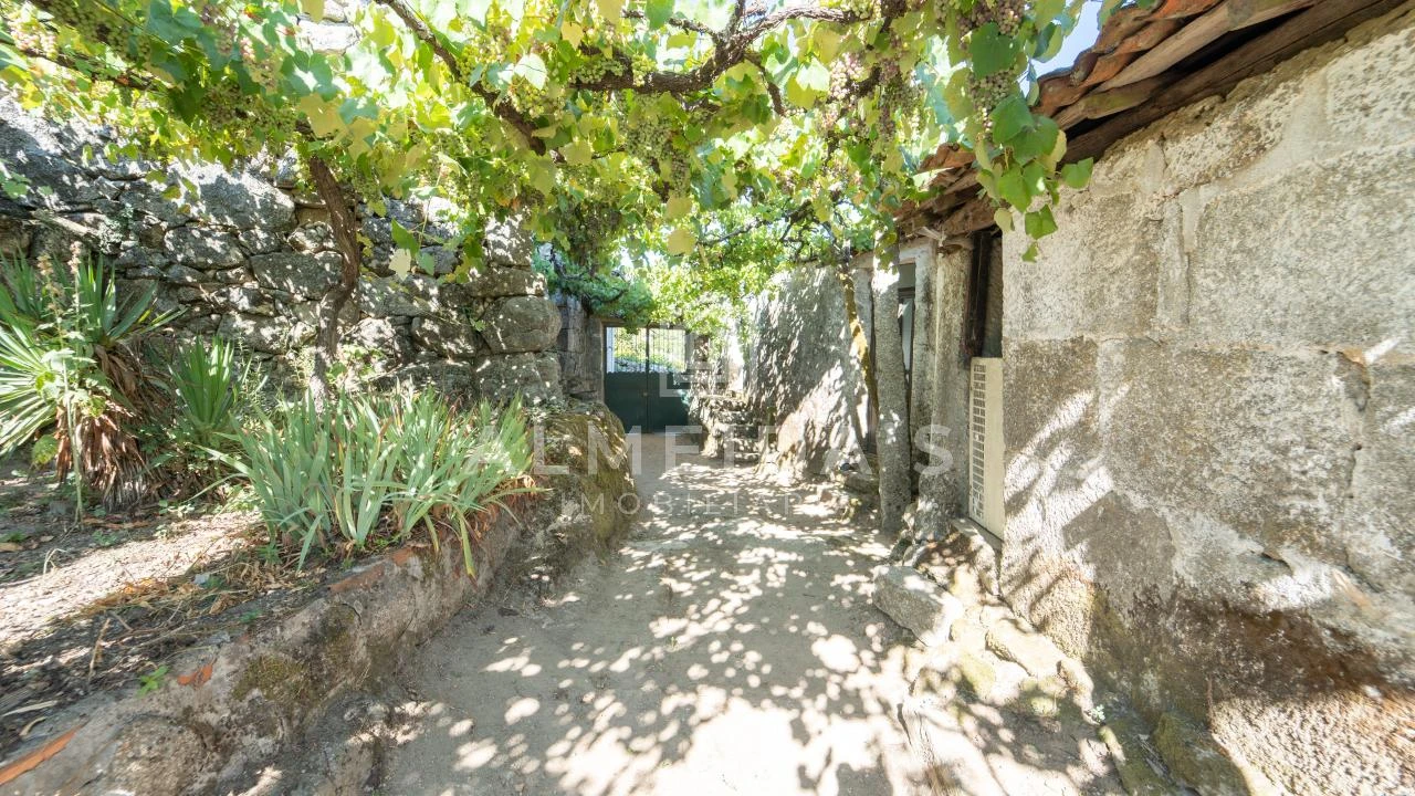 Moradia T4 para Venda em Soutelo de Aguiar Foto 24