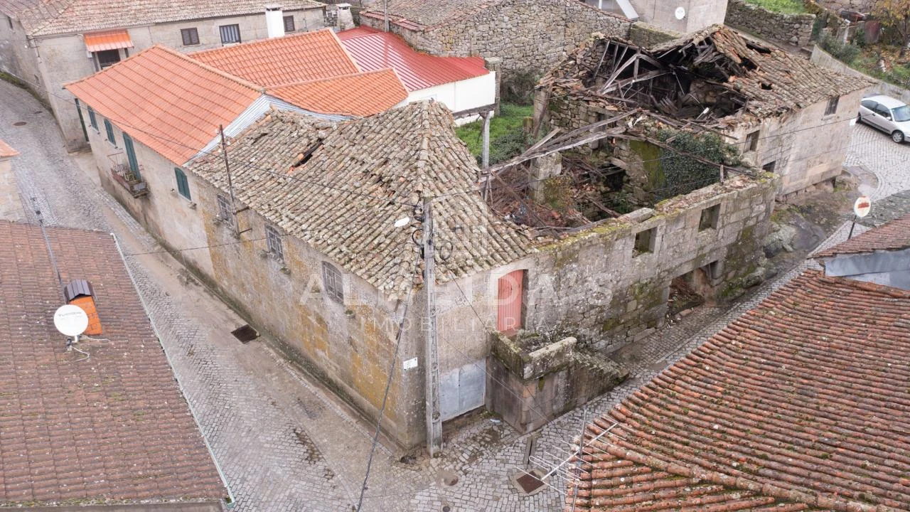 Moradia T3 para Venda em Soutelo de Aguiar Foto 3