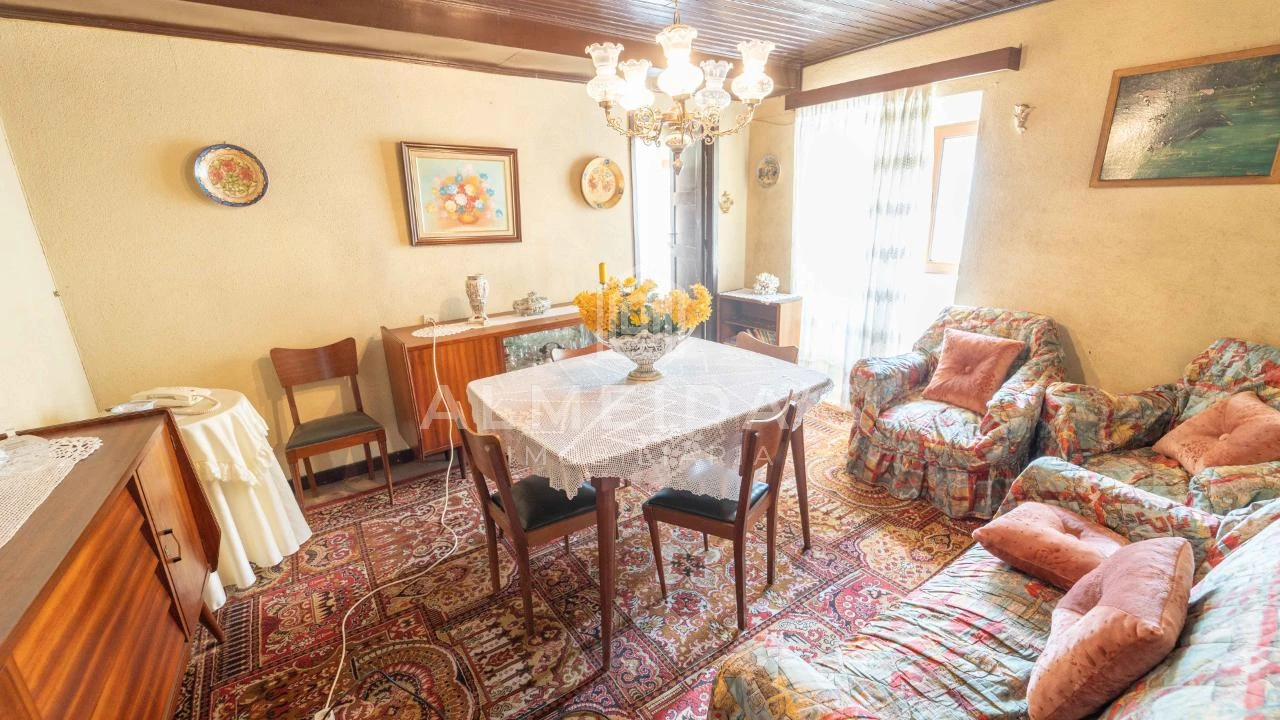 Moradia T4 para Venda em Bornes de Aguiar Foto 2