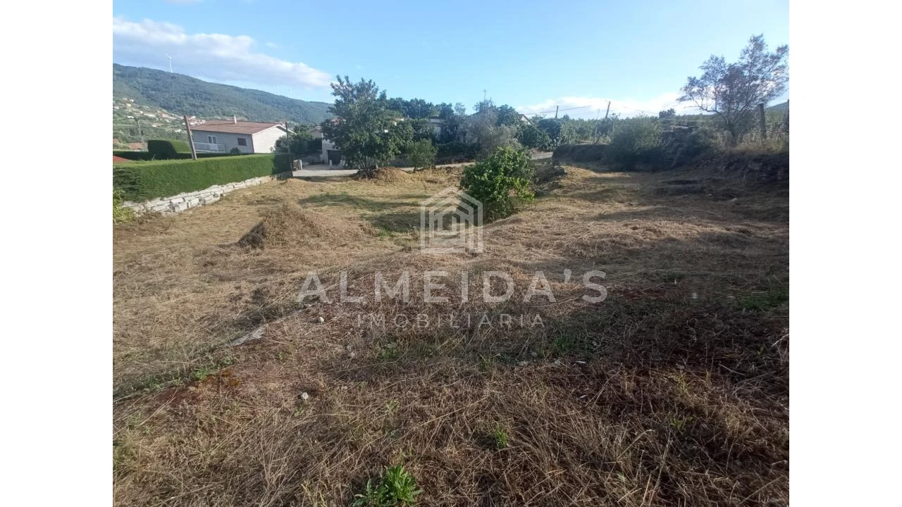 Terreno para Venda em Bornes de Aguiar Foto 7