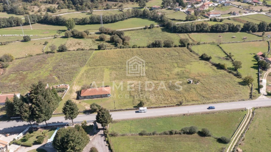 Terreno para Venda em Soutelo de Aguiar Foto 2