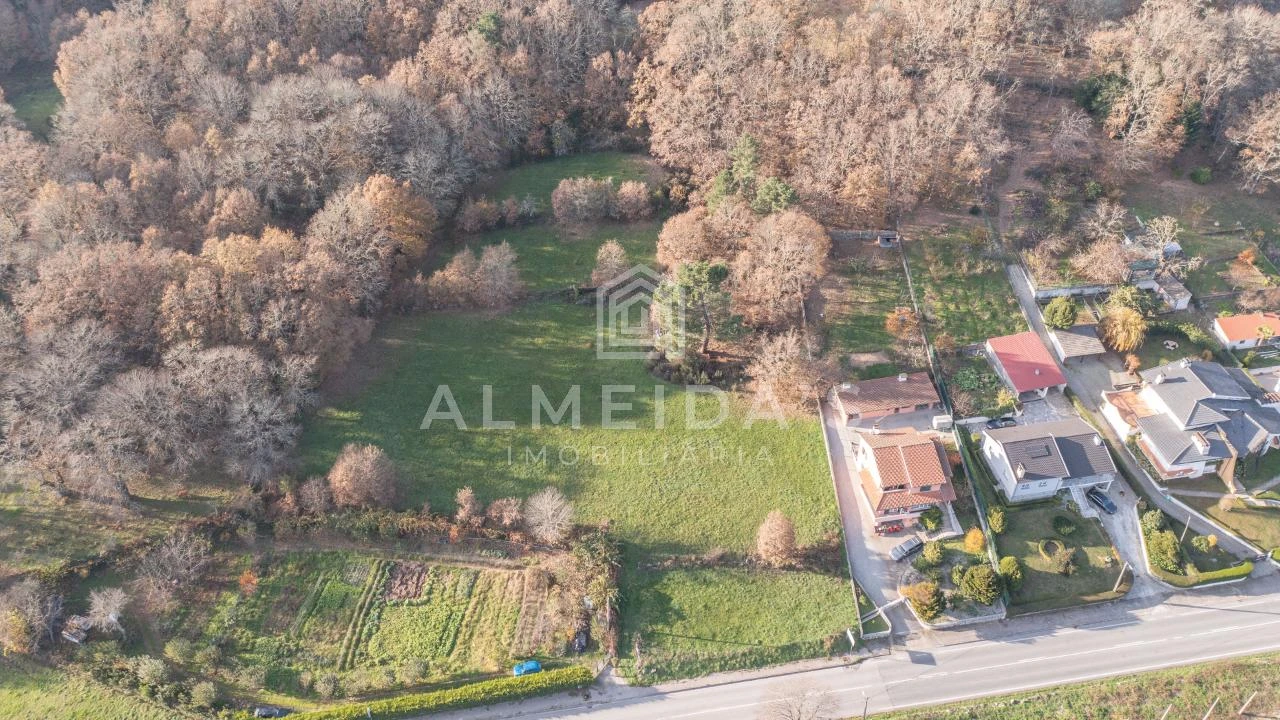 Terreno para Venda em Vila Pouca de Aguiar Foto 1