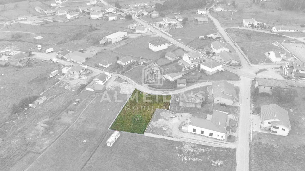 Terreno para Venda em Sabroso de Aguiar Foto 2