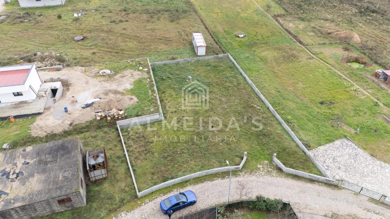 Terreno para Venda em Sabroso de Aguiar Foto 4