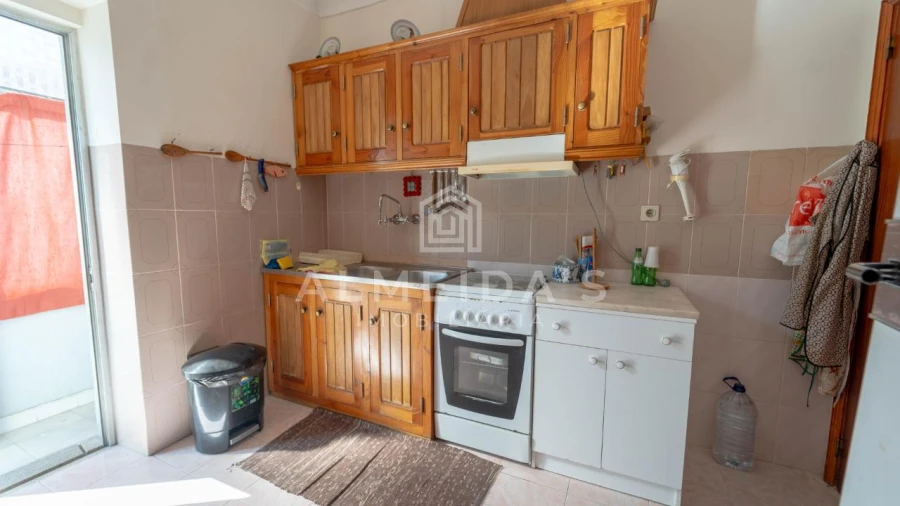 Moradia T4 para Venda em Laranjeiro e Feijó Foto 14