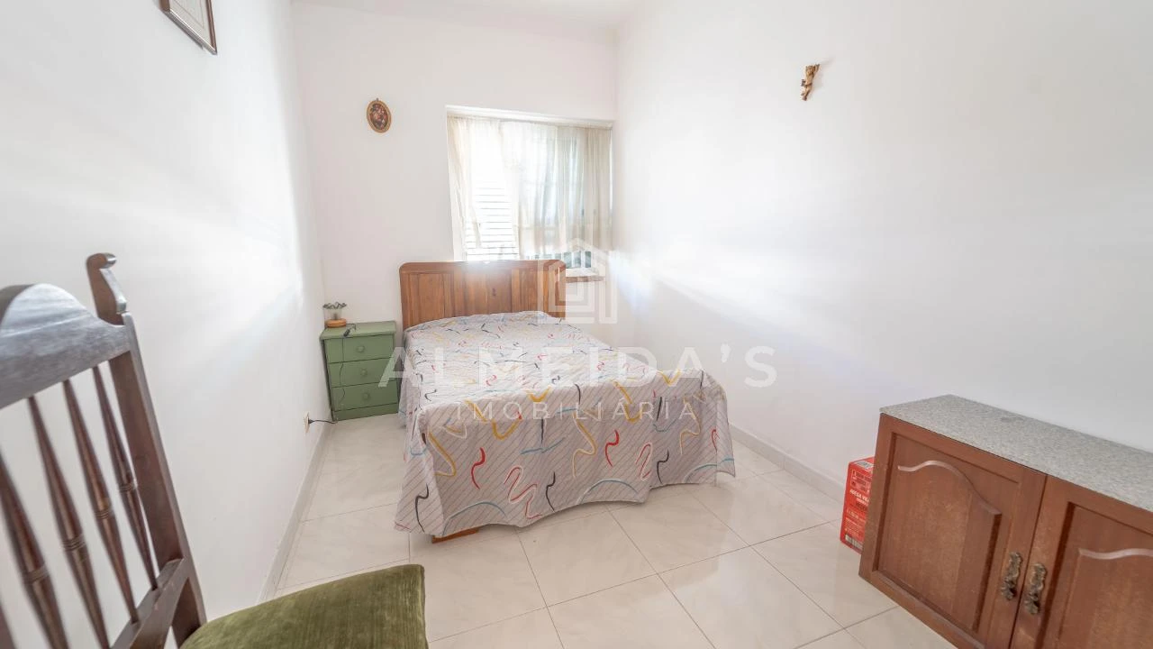 Moradia T4 para Venda em Laranjeiro e Feijó Foto 11