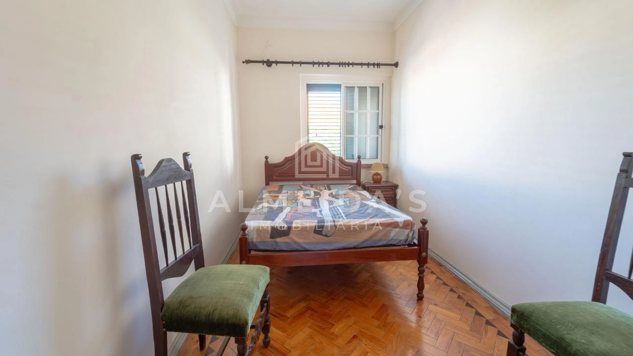 Moradia T4 para Venda em Laranjeiro e Feijó Foto 18