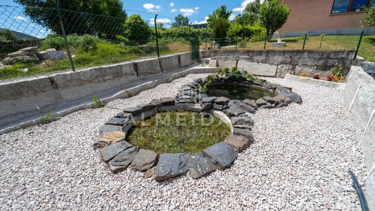 Moradia T3 para Venda em Bragado Foto 5