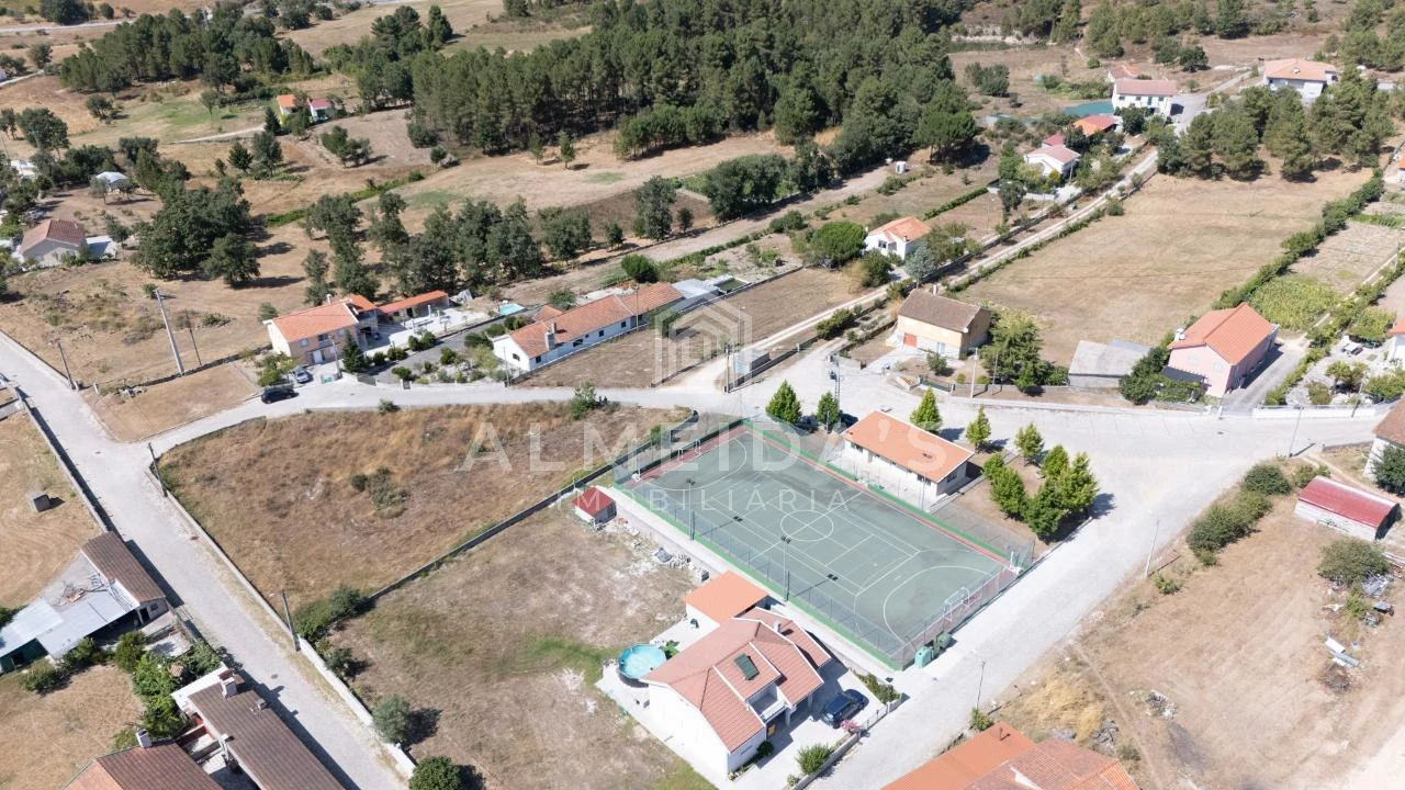 Terreno para Venda em Sabroso de Aguiar Foto 3