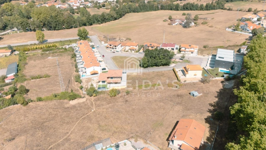 Terreno para Venda em Bornes de Aguiar Foto 4
