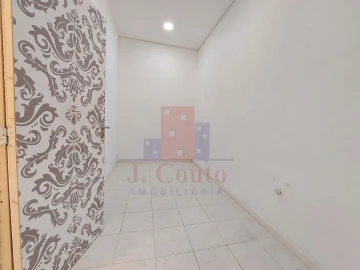 Loja para Venda em Nossa Senhora do Pópulo, Coto e São Gregório