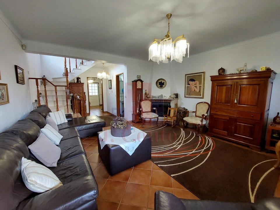 Moradia T5 para Venda em Gaeiras Foto 3