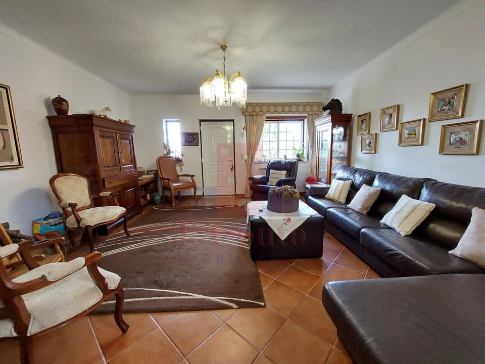 Moradia T5 para Venda em Gaeiras Foto 4