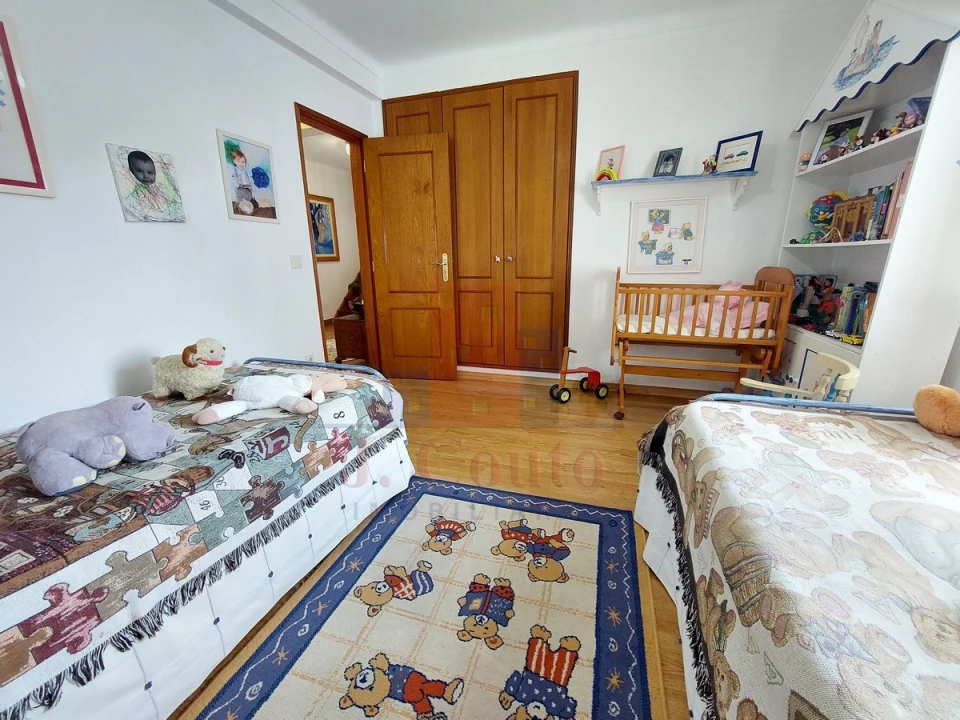 Moradia T5 para Venda em Gaeiras Foto 17