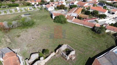 Terreno para Venda em Famalicão