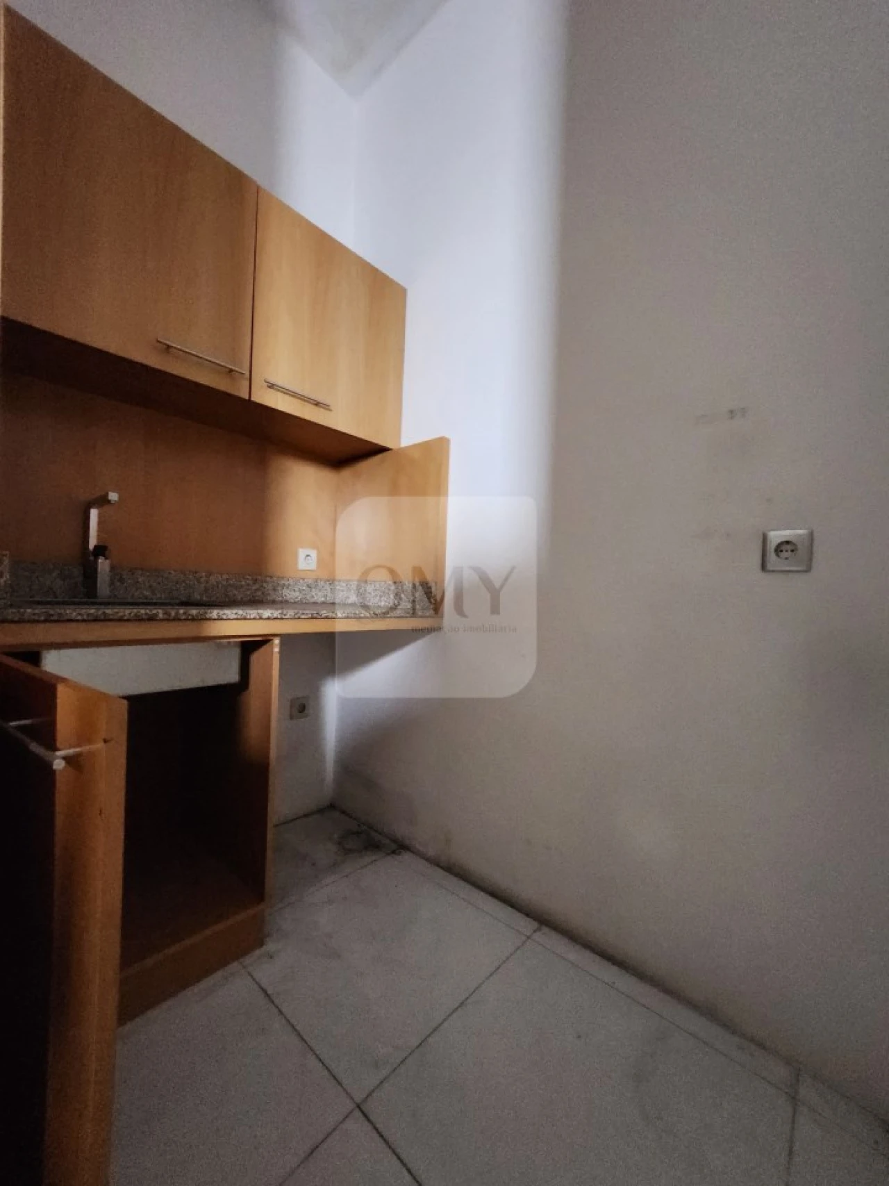 Loja para Venda em Nossa Senhora da Conceição, São Pedro e São Dinis Foto 10