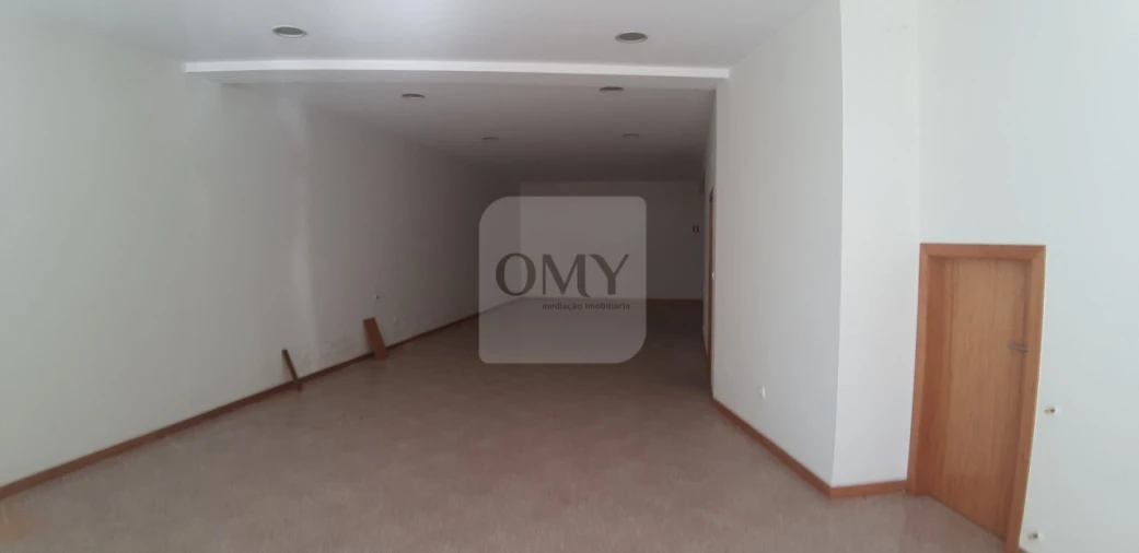 Loja para Venda em Murça Foto 4