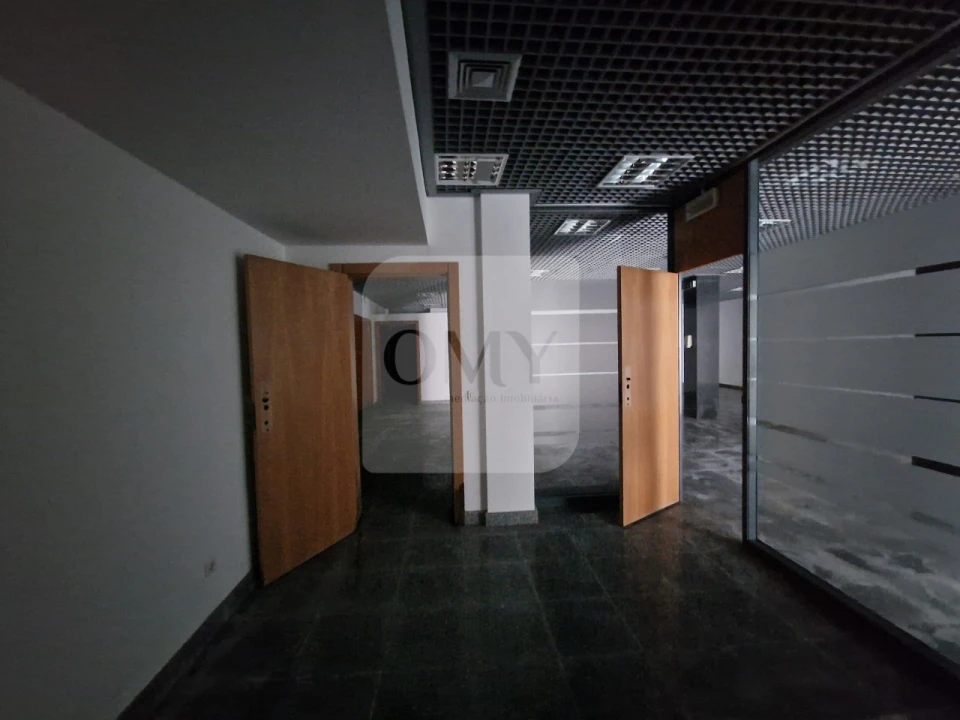 Loja para Venda em Bornes de Aguiar Foto 7