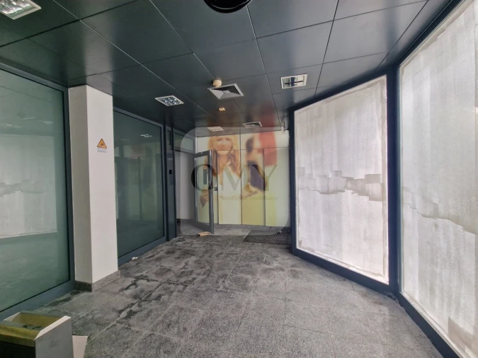 Loja para Venda em Bornes de Aguiar Foto 1