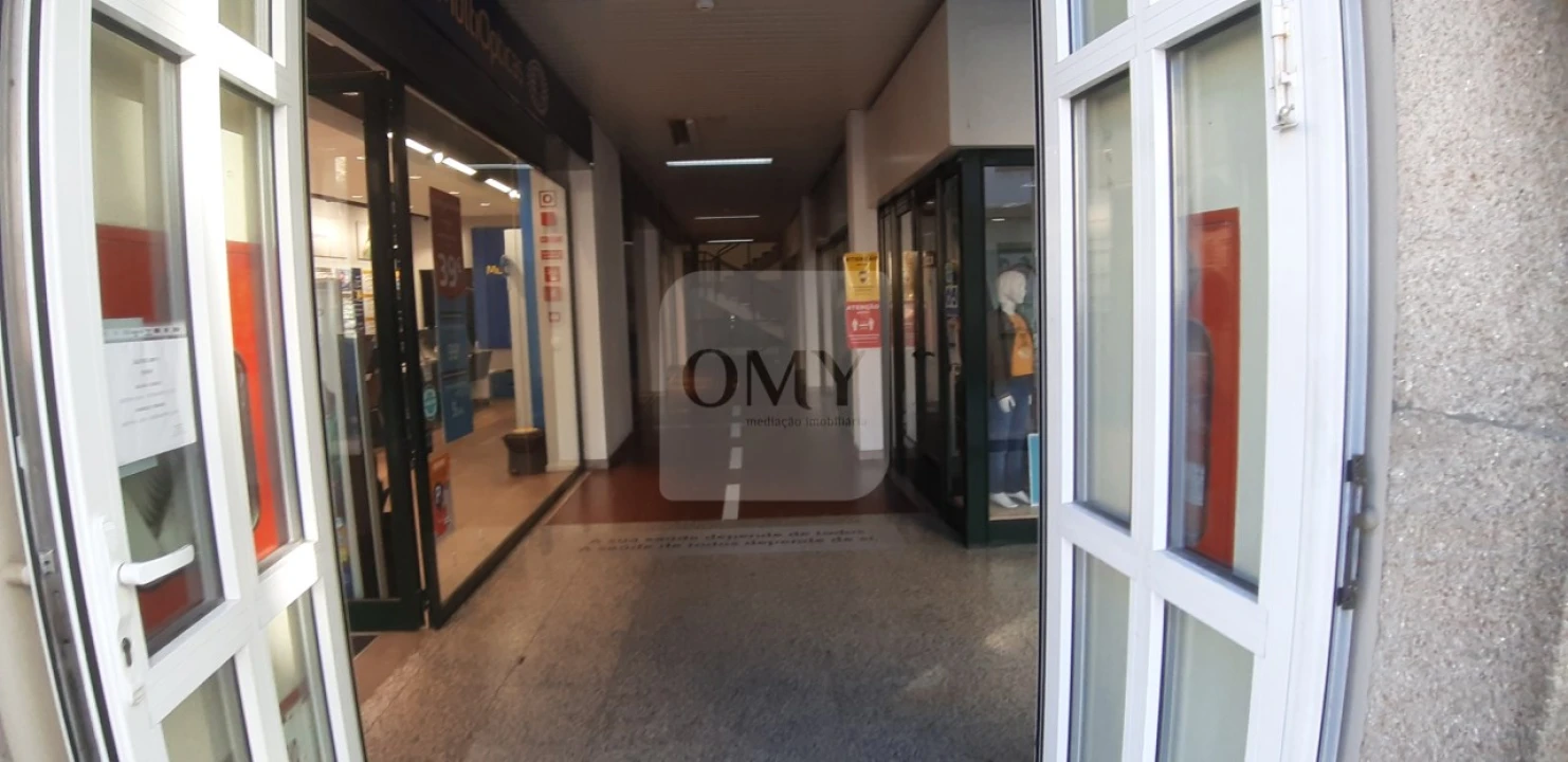 Loja para Arrendamento em Nossa Senhora da Conceição, São Pedro e São Dinis Foto 5