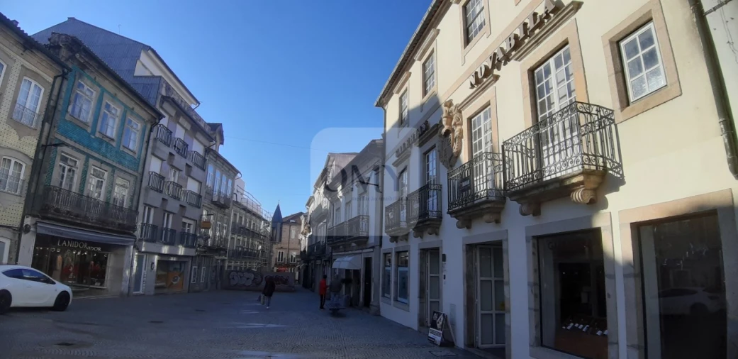 Loja para Arrendamento em Nossa Senhora da Conceição, São Pedro e São Dinis Foto 4
