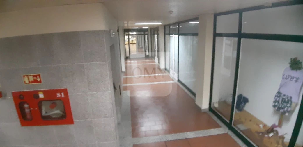 Loja para Arrendamento em Nossa Senhora da Conceição, São Pedro e São Dinis Foto 14