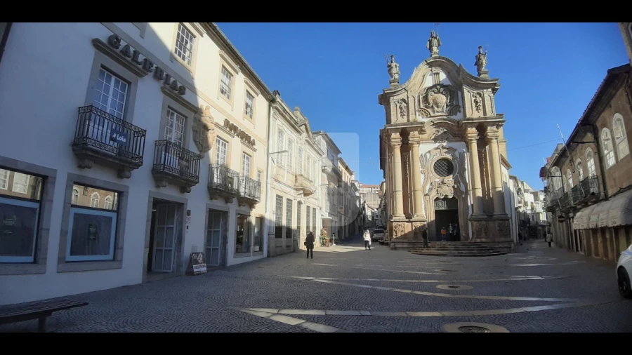 Loja para Arrendamento em Nossa Senhora da Conceição, São Pedro e São Dinis