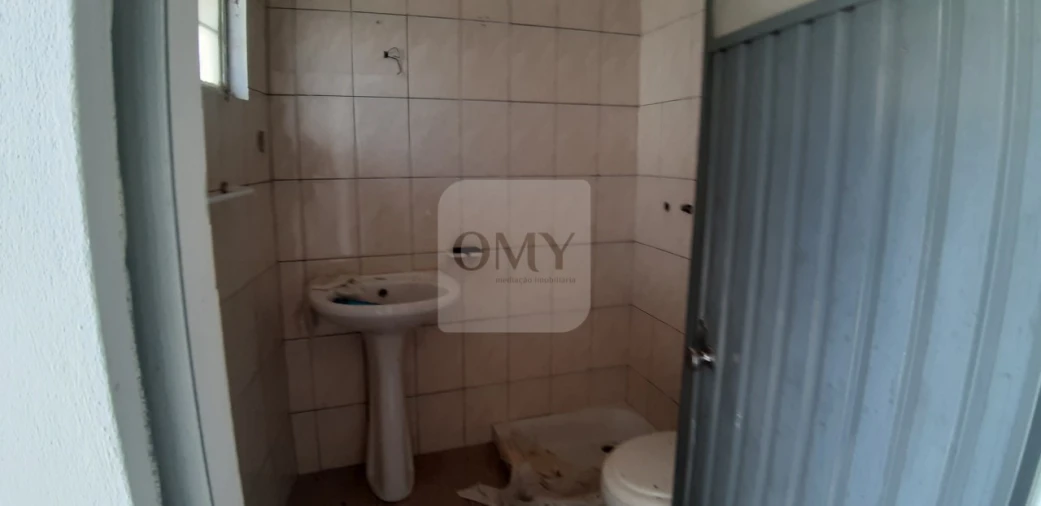 Moradia T1 para Venda em Carva e Vilares Foto 7