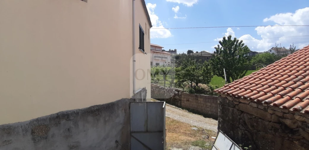 Moradia T1 para Venda em Carva e Vilares Foto 16