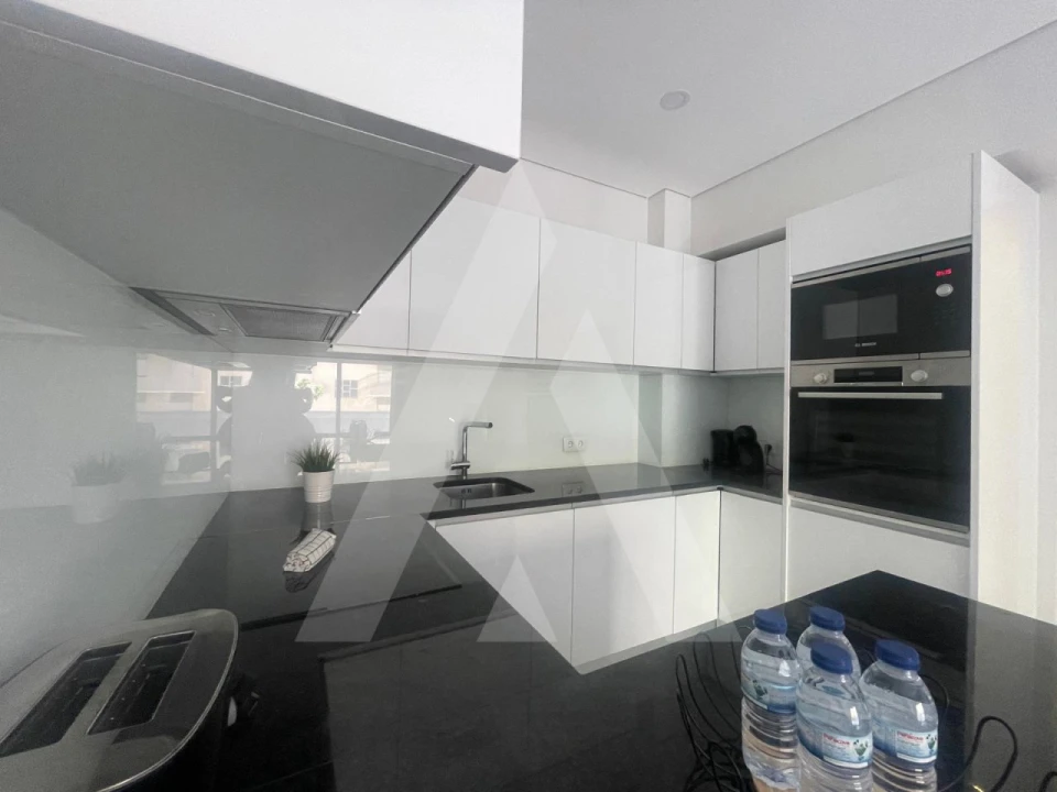 Apartamento T1 para Venda em Quarteira Foto 9