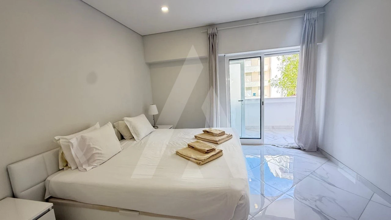 Apartamento T1 para Venda em Quarteira Foto 21