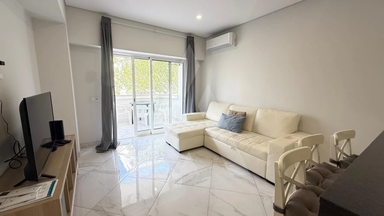 Apartamento T1 para Venda em Quarteira Foto 29