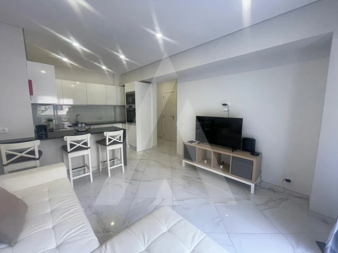 Apartamento T1 para Venda em Quarteira Foto 10