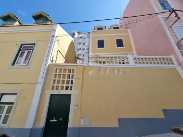 Apartamento T2 para Arrendamento em Penha de França