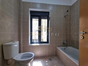 Apartamento T2 para Arrendamento em Penha de França