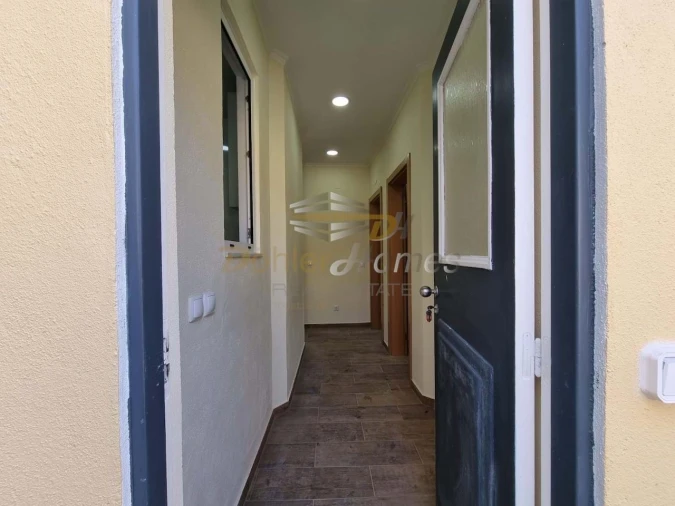 Apartamento T2 para Arrendamento em Penha de França Foto 2