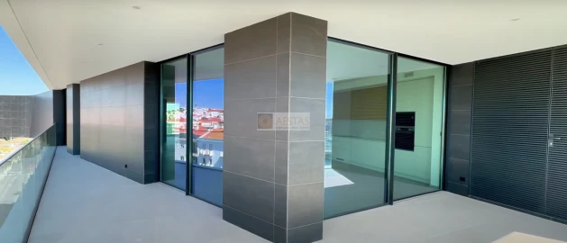 Apartamento T3 para Venda em Lagos (São Sebastião e Santa Maria)