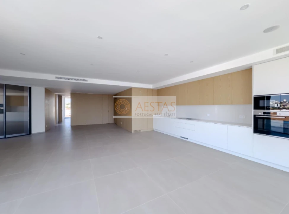 Apartamento T3 para Venda em Lagos (São Sebastião e Santa Maria) Foto 1